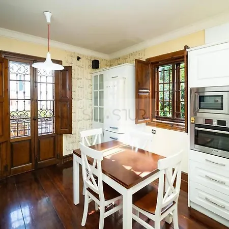 Casona De Lila Holiday home Pola de Lena